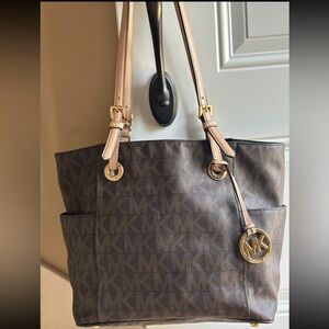 Authentic Michael Kors purse